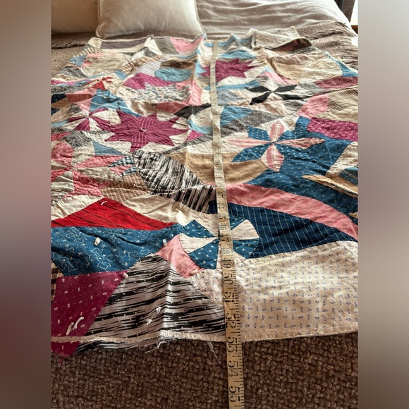 Antique Patchwork Quilt - Picture 11 of 12